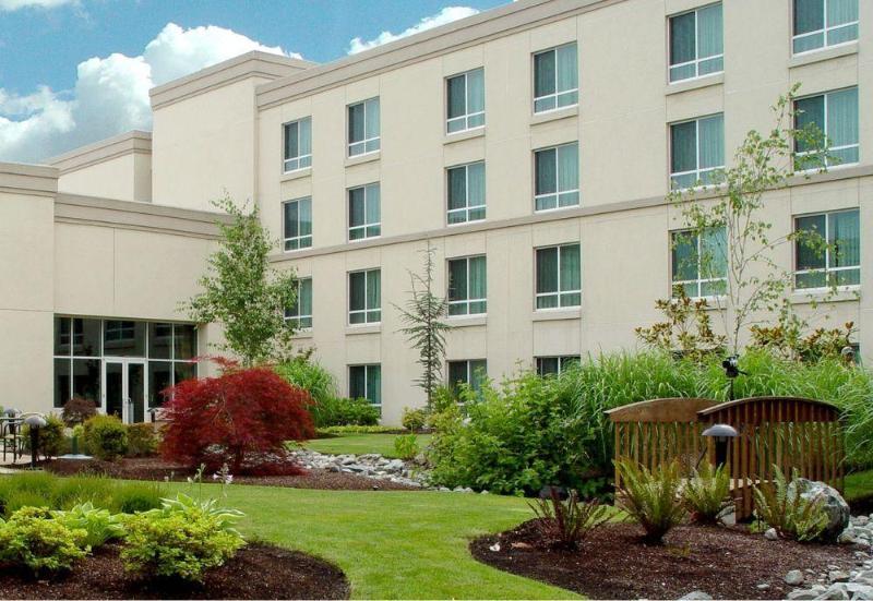 Hilton Seattle Airport & Conference Center Hotel SeaTac Exterior photo